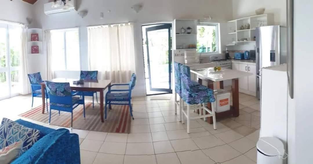 Are Tamareni 2Br Beach Cottage Or River Studio Avarua Rum bild